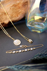 Smaragd Armband & Perlmutt Armkette